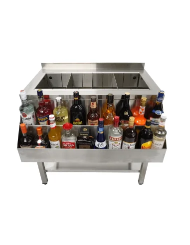 BAR Á COCKTAILS 900