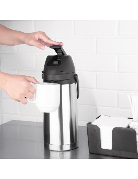 Pichet à pompe double paroi Nisbets Essentials 1,9L