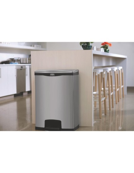 Poubelle à pédale frontale inox Rubbermaid Slim Jim 90L