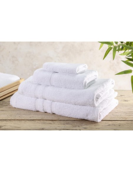 Serviette de douche Mitre Comfort Nova blanche - 700x1370 mm