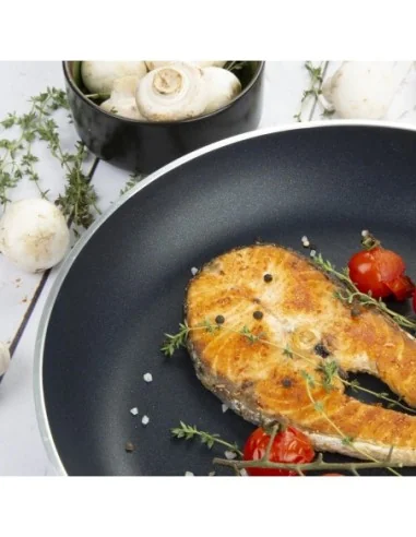 Ensemble 2 poêles et 1 sauteuse antiadhésives Vogue Cook Like A Pro