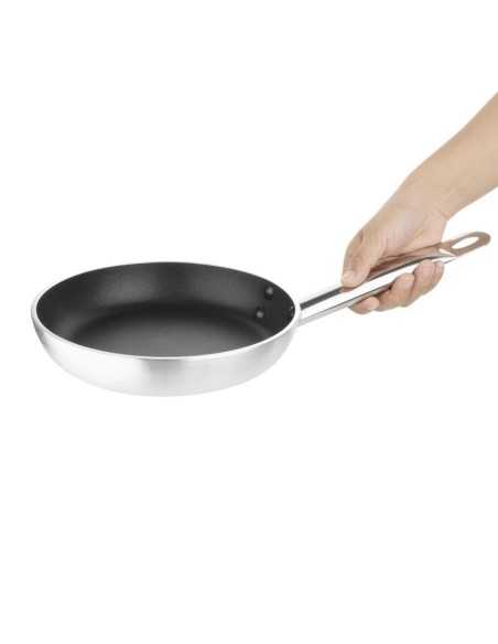 Poêle antiadhésive induction Vogue 200mm