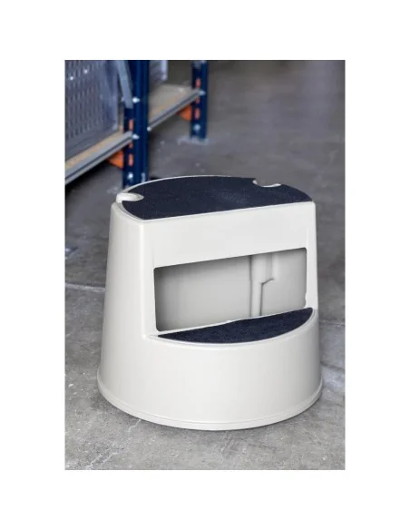 Marchepied usage intensif Rubbermaid