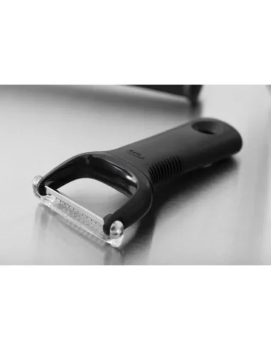 Éplucheur à julienne OXO