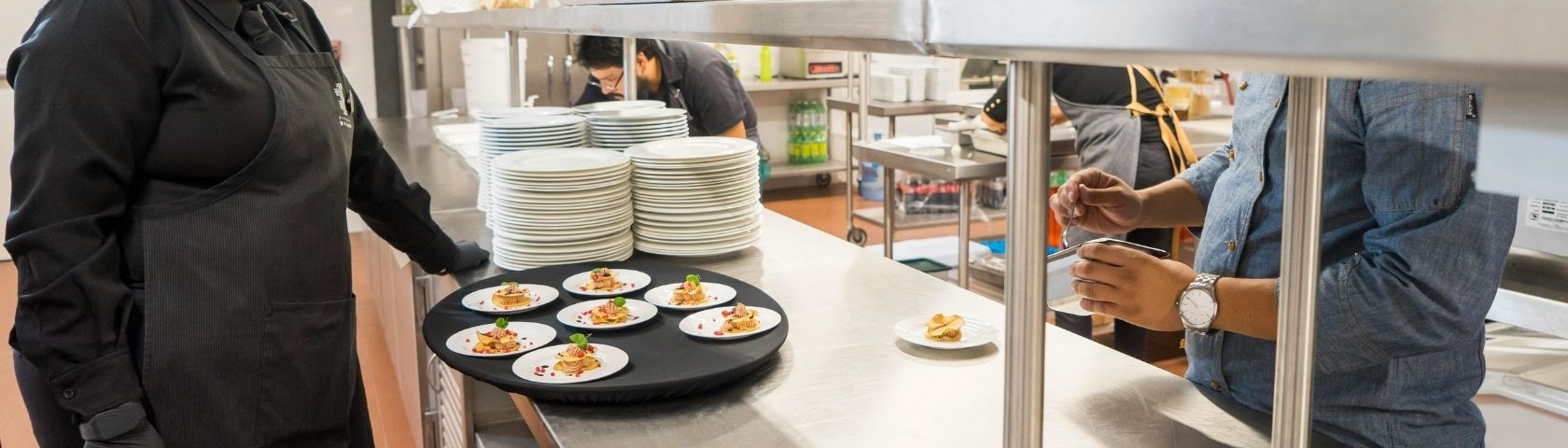 Optimisez votre espace avec du mobilier en inox pour cuisine professionnelle