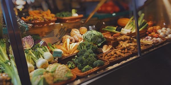 Vitrine réfrigérée de comptoir : quels modèles choisir pour son établissement ?